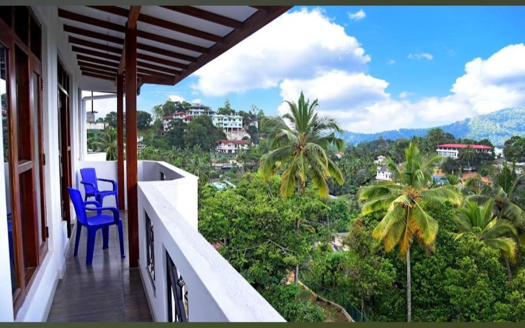 Saru Holiday Apartment - Upto 6 Guests Kandy Eksteriør bilde