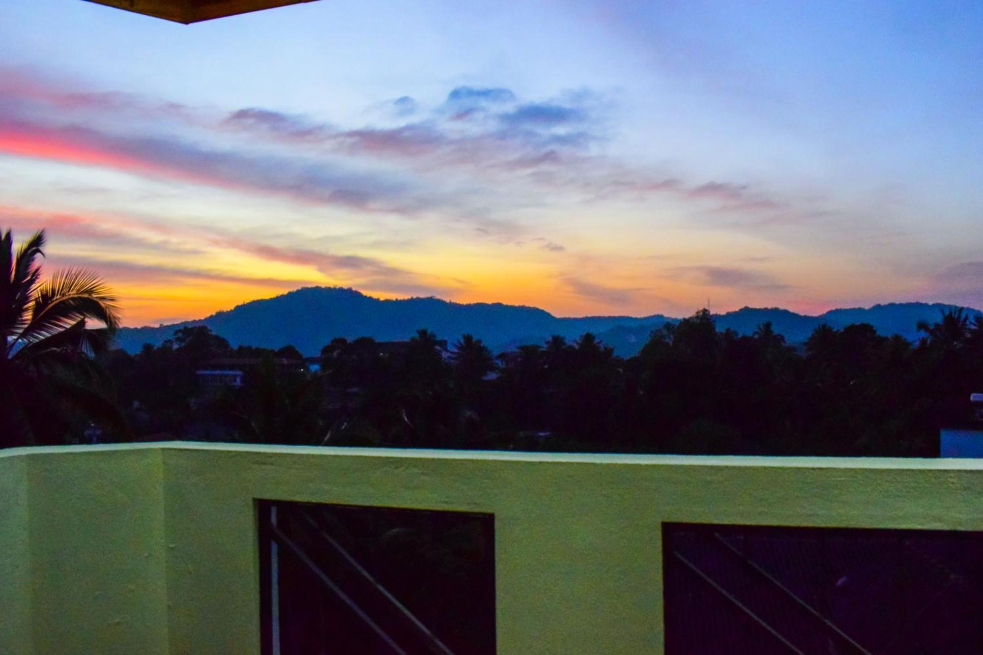 Saru Holiday Apartment - Upto 6 Guests Kandy Eksteriør bilde
